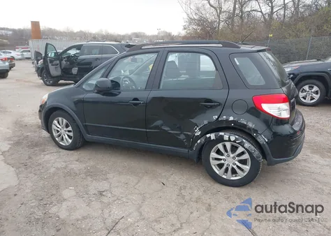 2013 Suzuki Sx4 Premium z USA, uszkodzony, nr VIN JS2YB5A38D6101881
